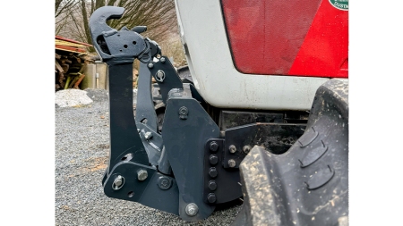 UNIVERSALUS PRIEKINĖS PAKABOS KOMPLEKTAS TRAKTORIUI KAT. 2 1500KG