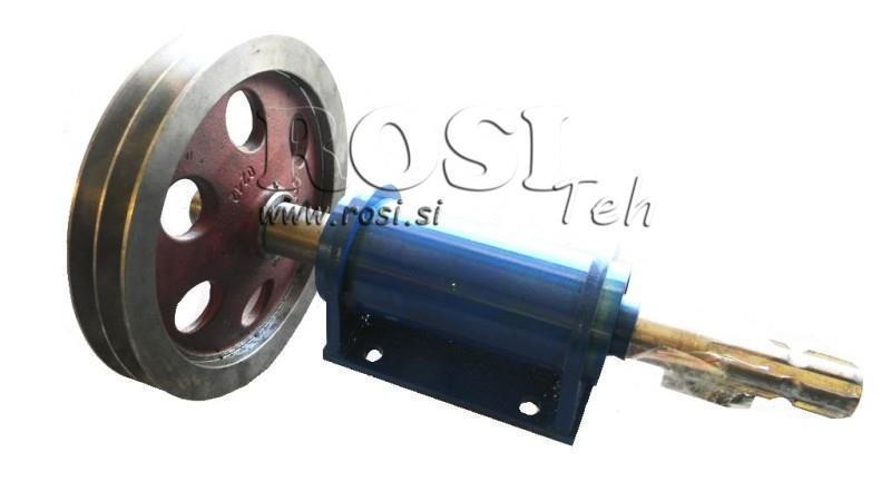 KARDANWELLE GUSSEISEN MIT GABEL 270mm